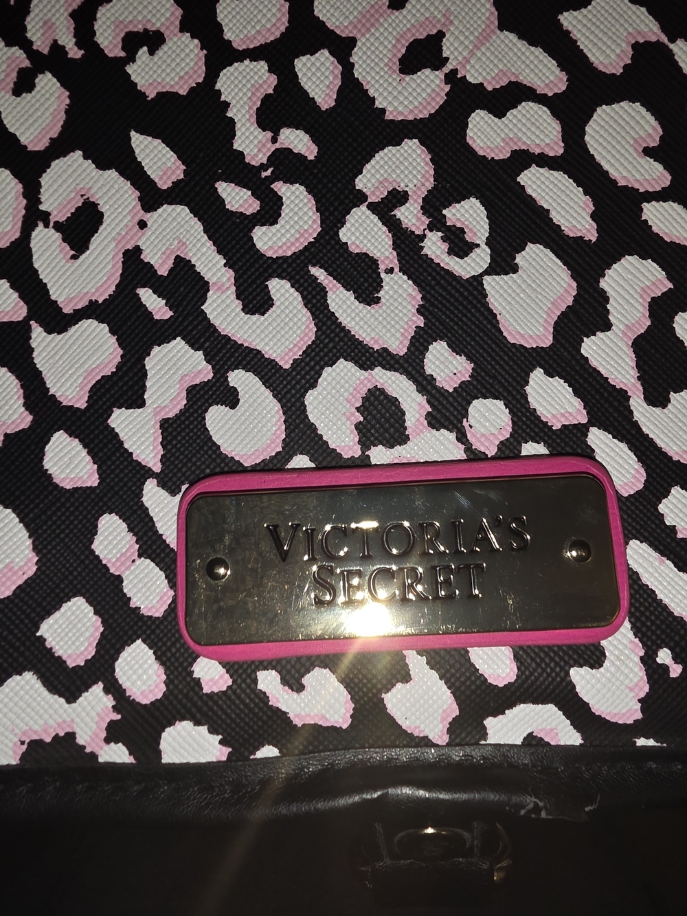 Victoria's Secret Pink and Black Leopard Travel Cosmetic Case - Picture 2 of 6